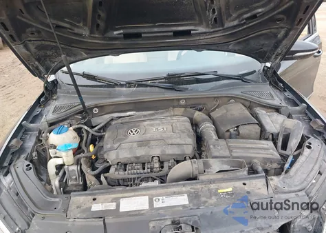 2017 Volkswagen Passat 1.8T R-Line z USA, uszkodzony, nr VIN 1VWDT7A33HC080864